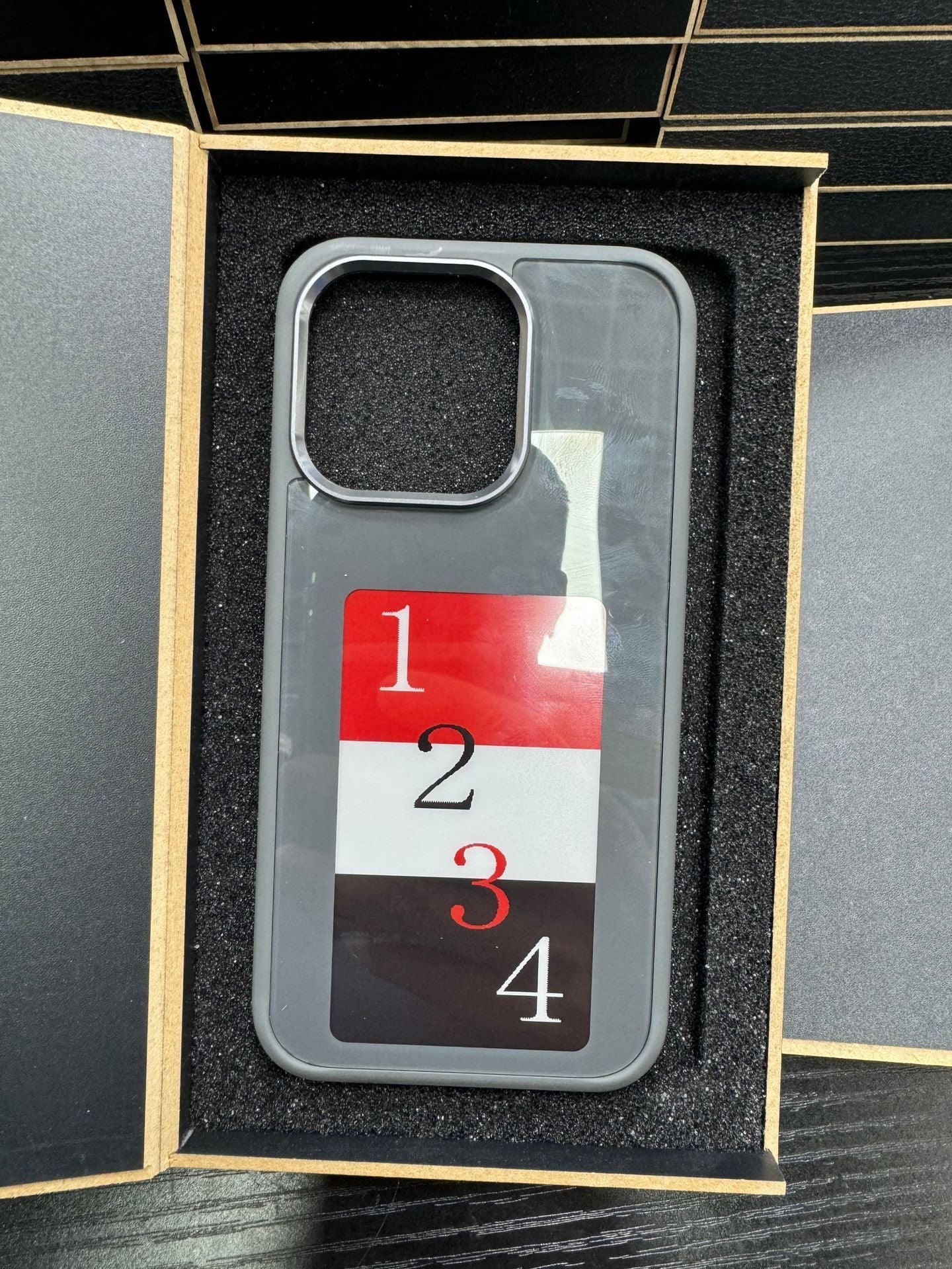 E INK NFC Projection Phone Case Mirror Effect, Two-in-One Design